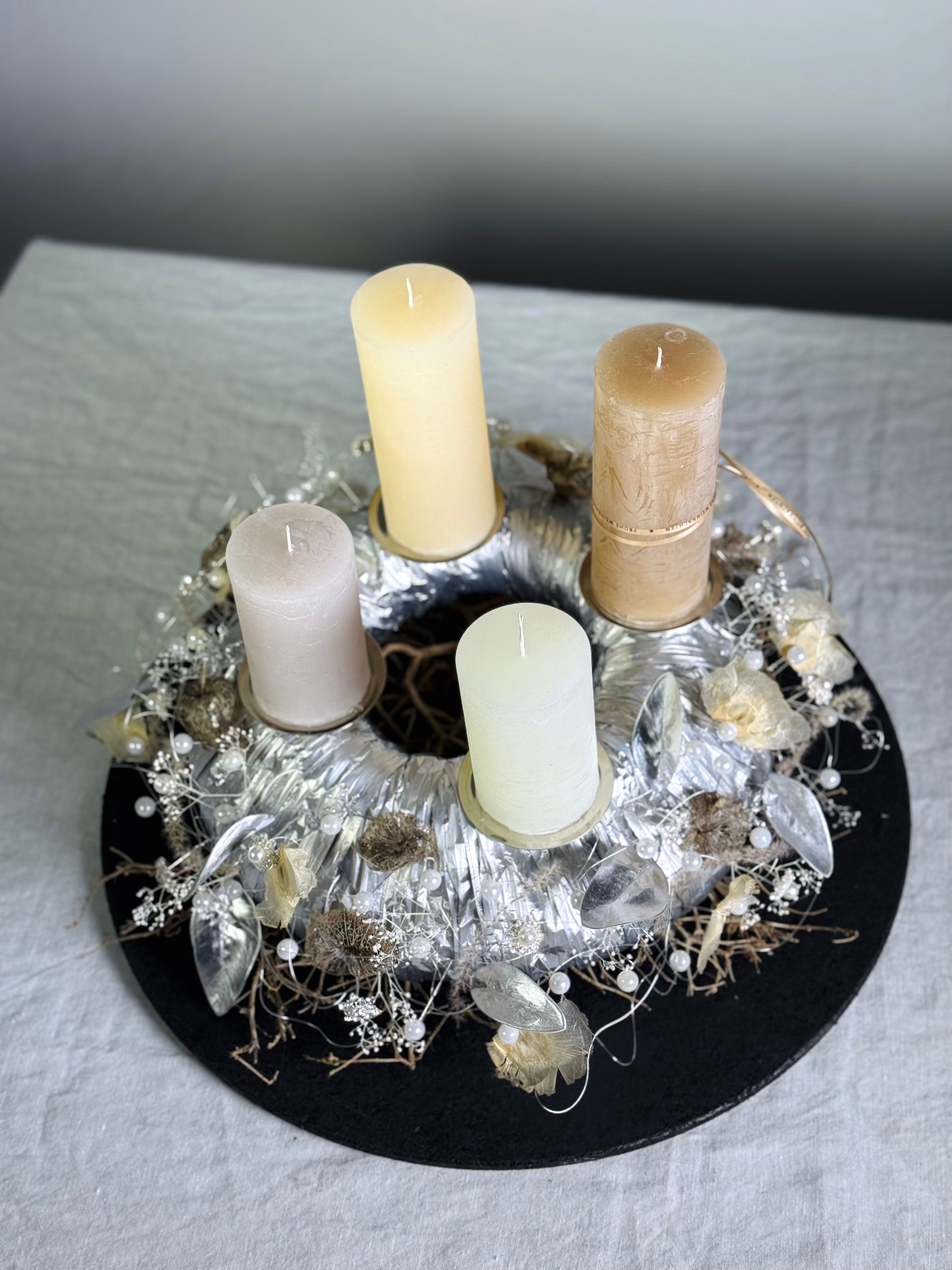 Adventskranz Schneegedicht