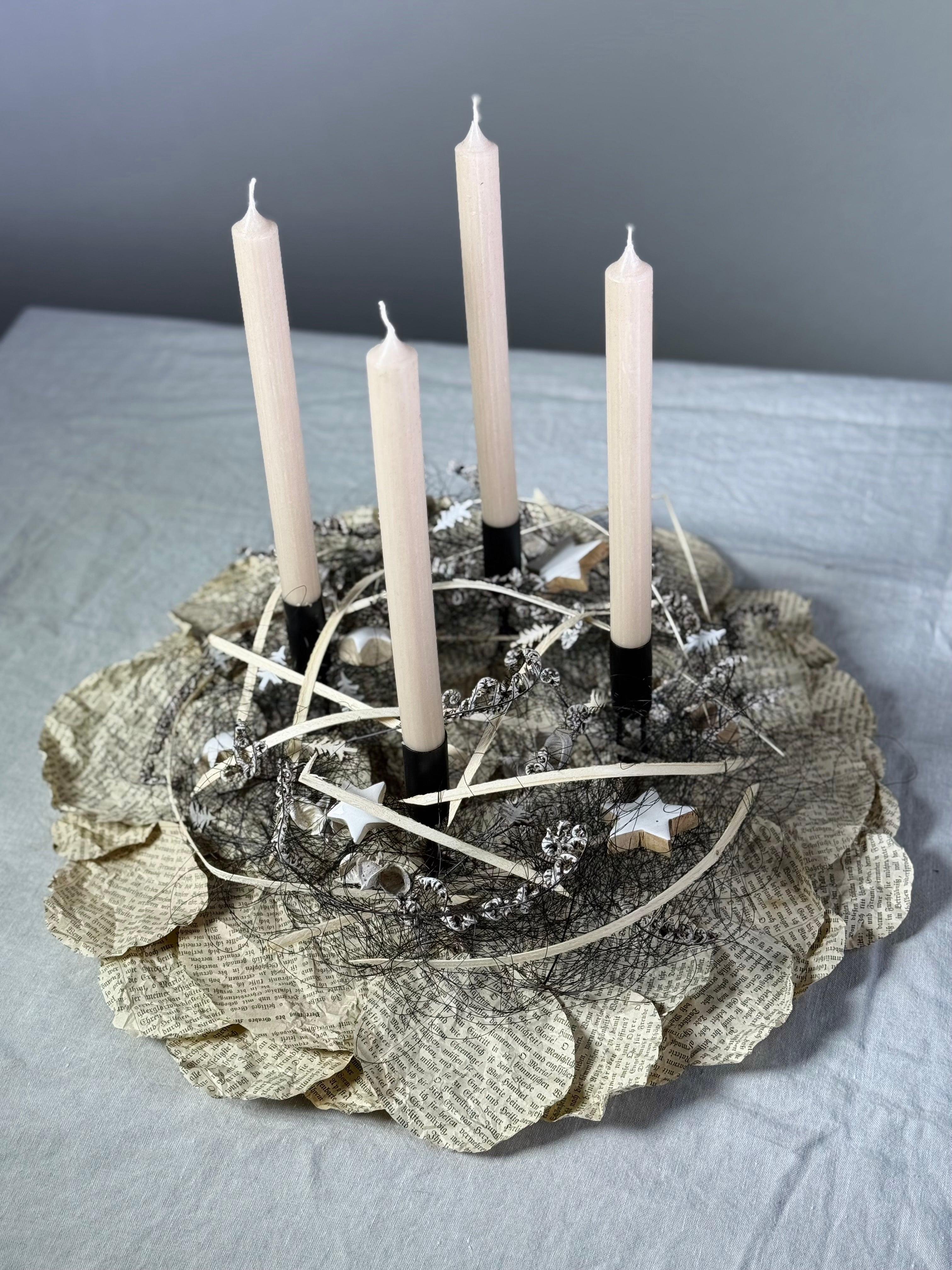 Adventskranz Schneehütte