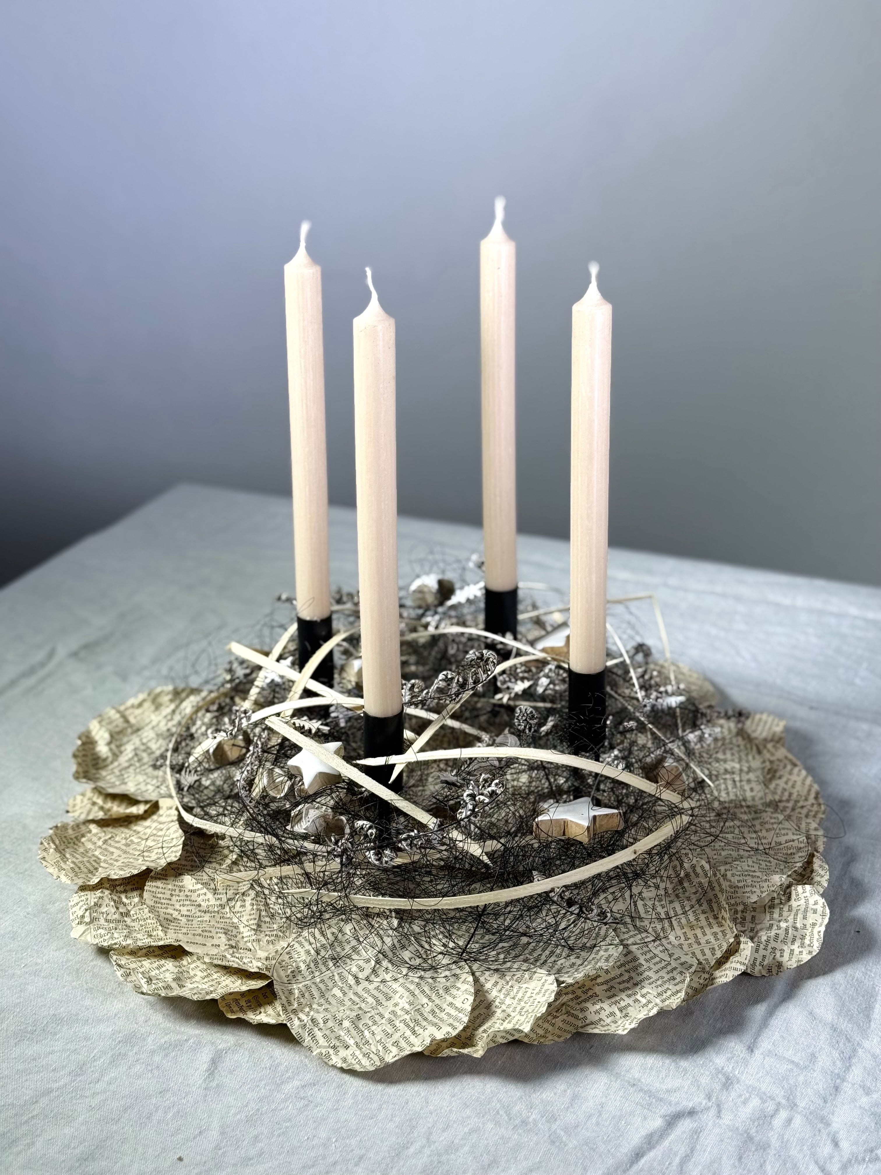 Adventskranz Schneehütte