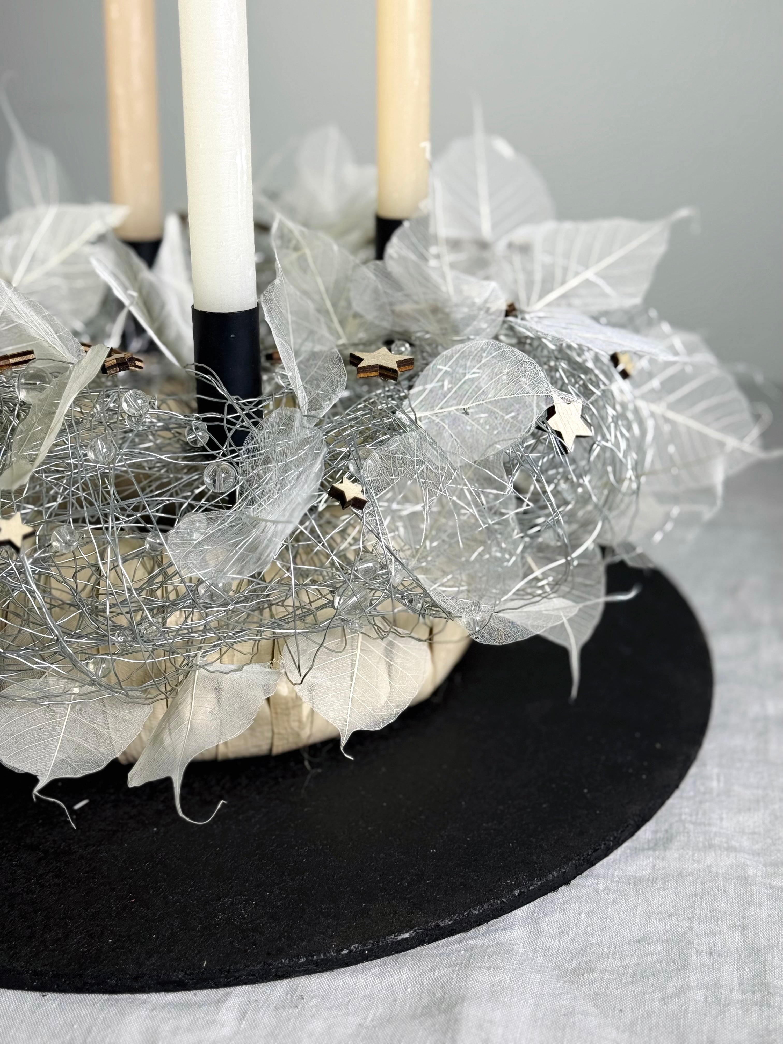 Adventskranz Schneeweiß